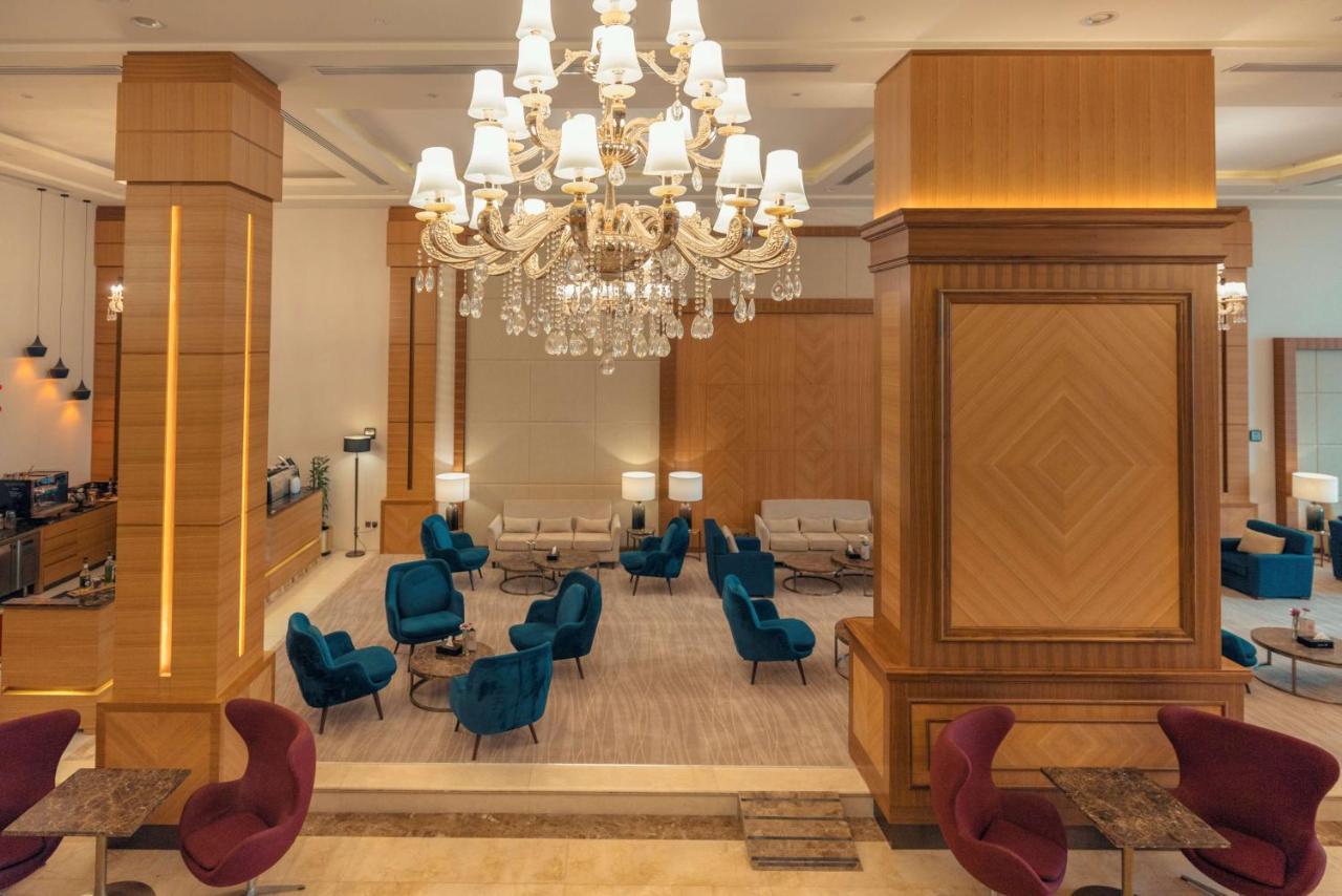 Radisson Blu Hotel, Burajda Kültér fotó