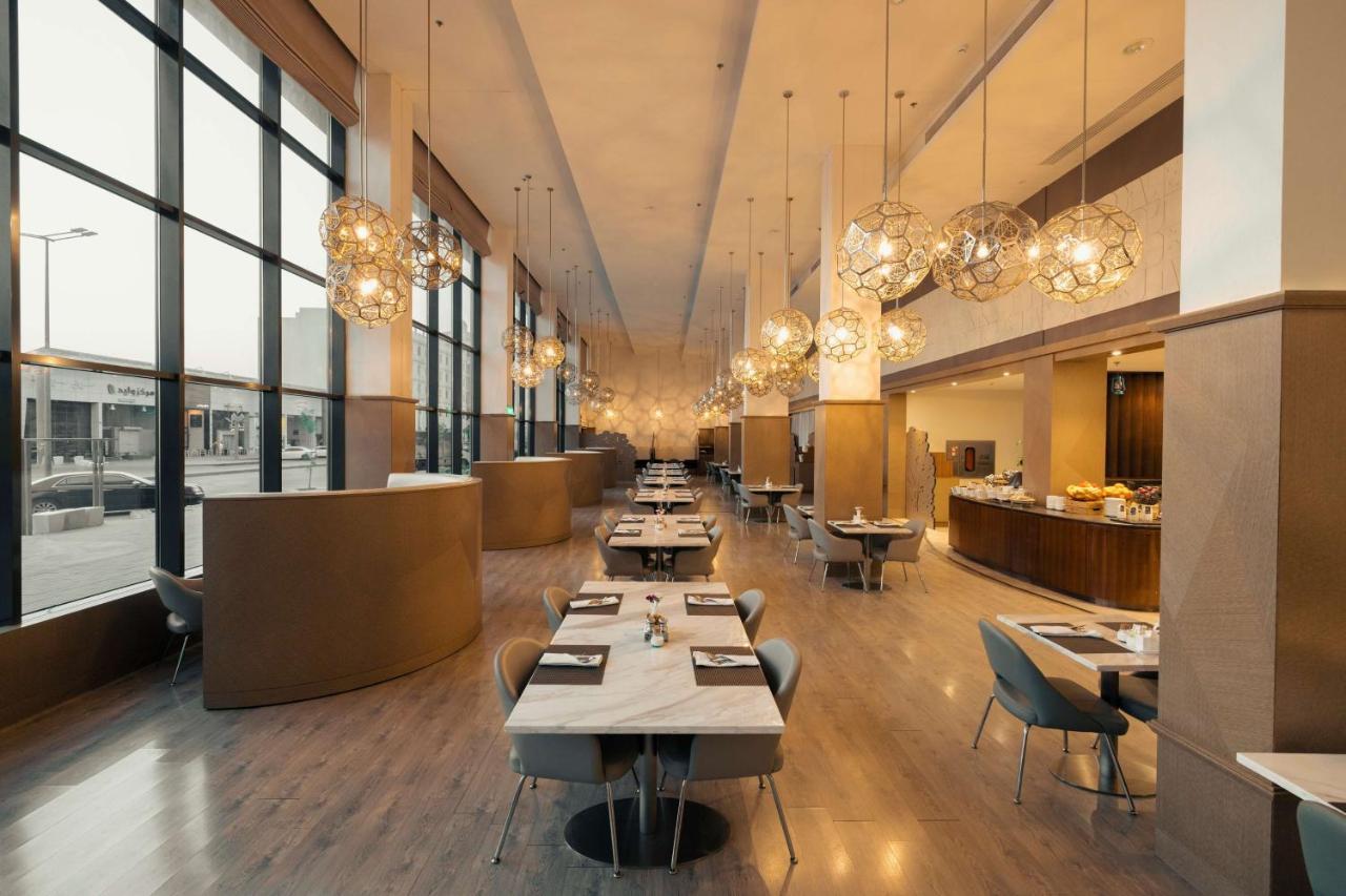 Radisson Blu Hotel, Burajda Kültér fotó