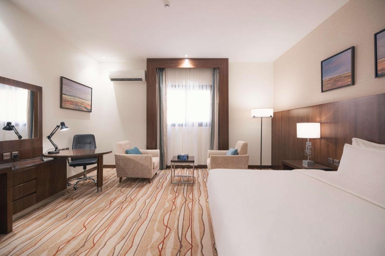 Radisson Blu Hotel, Burajda Kültér fotó