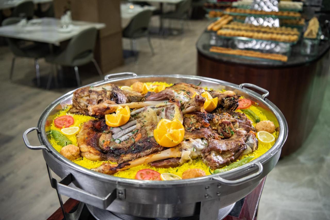 Radisson Blu Hotel, Burajda Kültér fotó